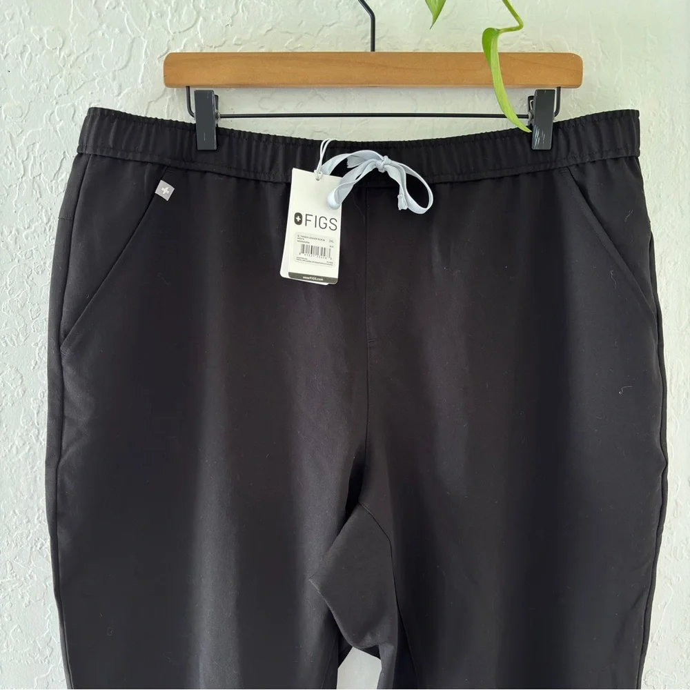 NWT FIGS Men’s Tansen Jogger Scrub Black Size 2XL